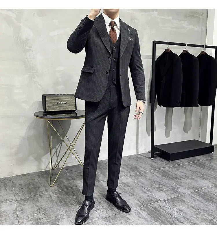 Luxury 2 Piece Suit Men's Slim Fit Tuxedo with Jewelry Decoration One Button Groom Wedding Dinner Prom Fashion
