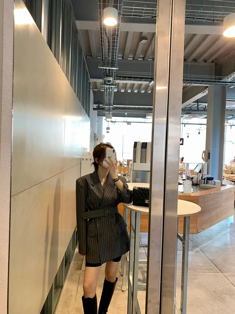 Vintage Vertical Stripes Women's Suit Jacket Loose Fit Double Breasted Autumn Outerwear Fashion Versatile Polyester Cotton Blend