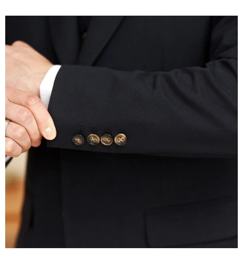 High-quality men's banquets come with a versatile and trendy business casual three-piece wedding set