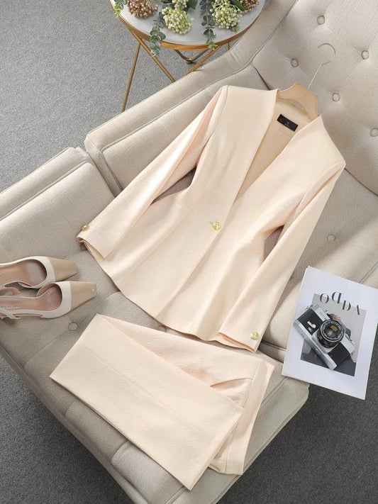 2025 professional womens autumn and winter new two-piece jacket + trousers, showing intellectual elegance