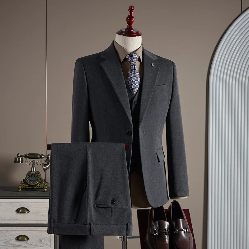 High-quality, fashionable, stylish, versatile and trendy business casual one-button suit set, three-piece set, groom's dress sui