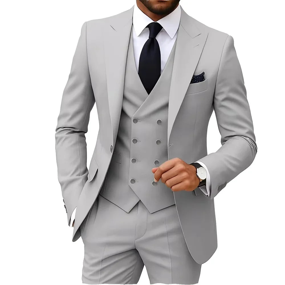 Nouveaux costumes solides pour hommes Coupe ajustée Mariage Garçon d'honneur Tuxedo Gilet Blazer Pantalon 3 pièces Tenue de mariage tendance