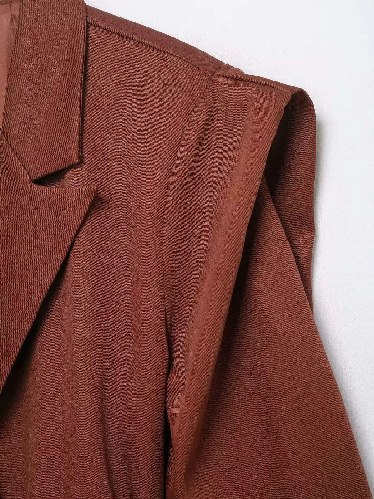 Spring Autumn New Women Blazer Notched Collar Single Button Flying Sleeve Solid Color High-End Elegant Fashion Coat HK18181